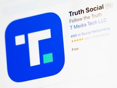 Servicios para Truth Social